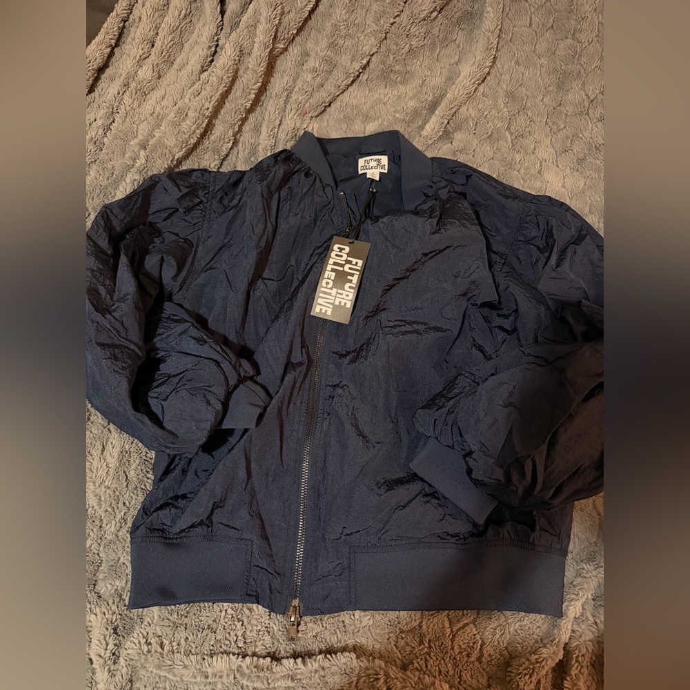 Future collective navy windreaker jacket sz M nwt